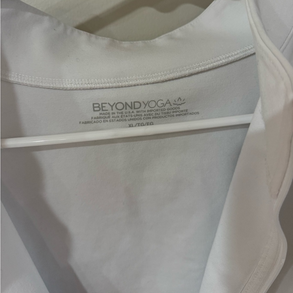 Beyond Yoga On The Go Mock Neck Sweatshirt - Cloud White - Size Extra Large XL - Picture 12 of 14